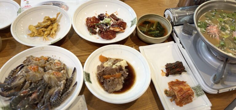 Korean marinated crab set at Kkotdol Gejang 1beonga in Yeosu