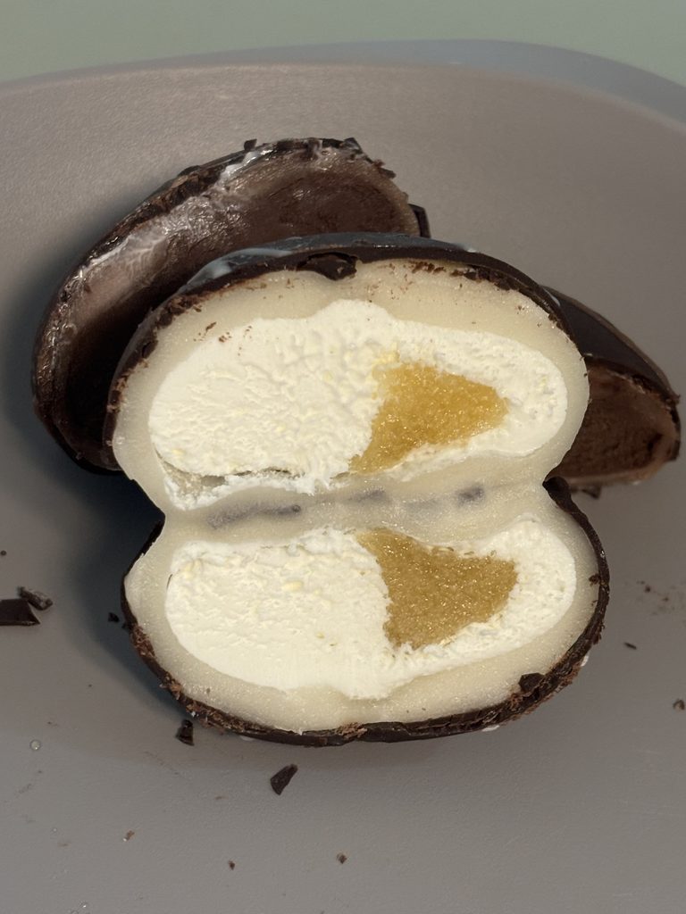 Yogurt Pong rice cakes from Yeosu Bomnalen